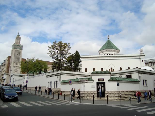 Aïd el-Fitr : la Grande Mosquée de Paris annonce la date de la fin du Ramadan