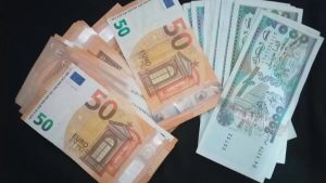 Cotation euro/dollar sur le marché officiel