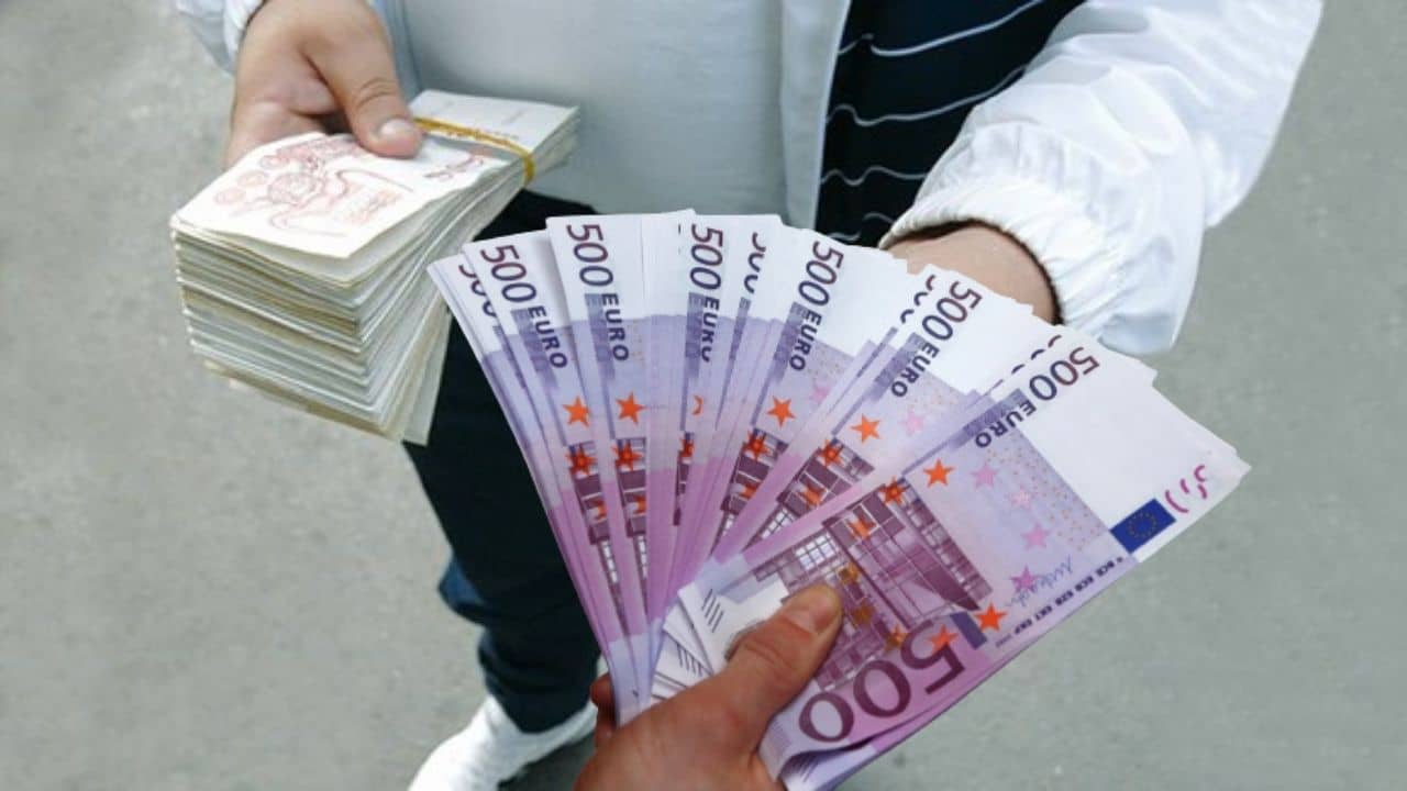 Taux de change du dinar algérien l'euro en hausse pour c24 Taux de change du dinar algérien l'euro en hausse pour c24
