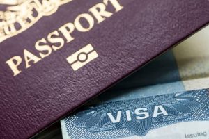 Visa 2023 : un pays suspend la délivrance de visas de court séjour