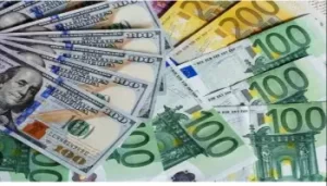 Marché des changes : cotation euro/dollar sur le marché officiel