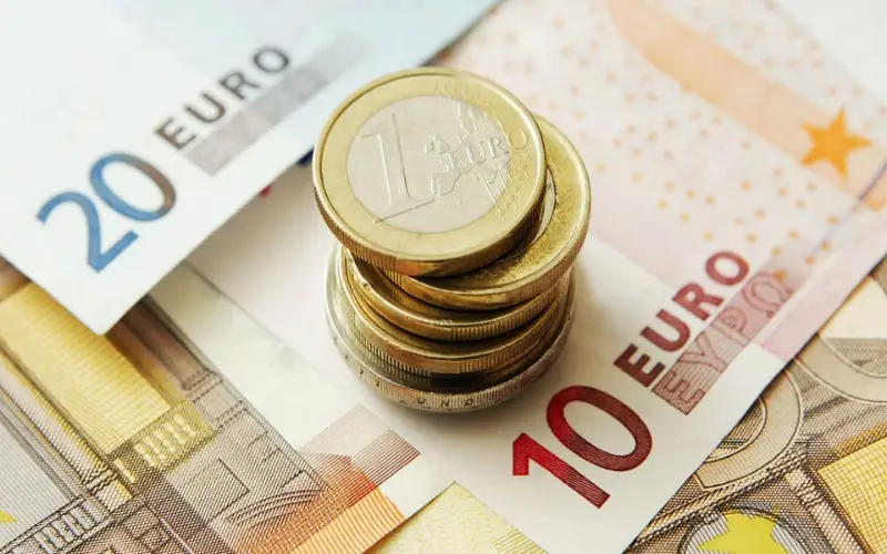 Flambée record de l'euro face au dinar algérien