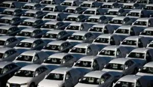 La commercialisation des véhicules importés : ce qu’a dit le responsable du ministère de l’Industrie