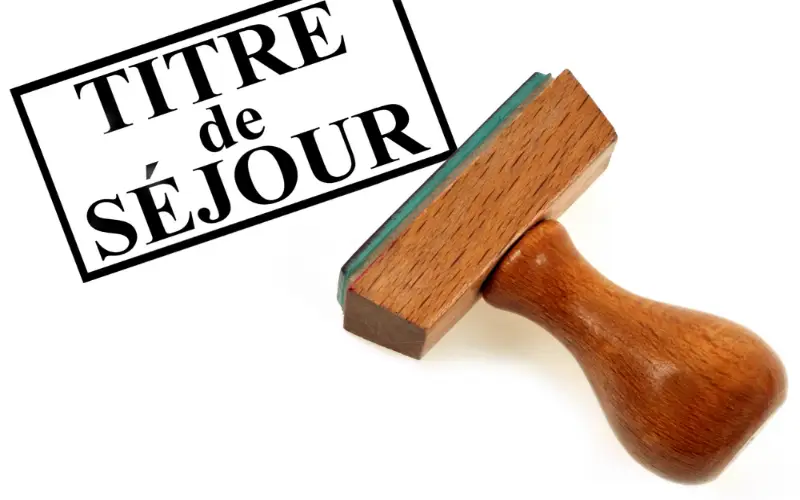 Titre de séjour pour les algériens