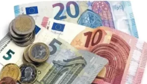 Marché parallèle des devises : taux de change  de 2000€ 