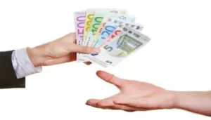 Marché noir et officiel : le prix de 1000 euros en dinar