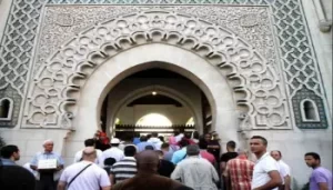 Ramadan en France : la Grande Mosquée de Paris archicomble