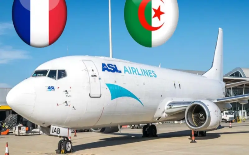 Voyage en avion vers l'Algérie