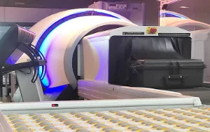 Bagages à main : bientôt la fin de la limite à 100 ml de liquides en Europe ? 3 la mise en place de scanners 3D
