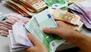 Taux de change : quelle est la valeur de l’euro au Square Port-Saïd ? 