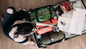Le matériel de camping en bagage cabine