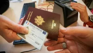 Passeport/carte d'identité : faire une pré-demande en ligne