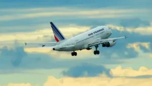 Billets d'avion France-Algerie : Air France propose des vols à partir de 87 € 3 Air France
