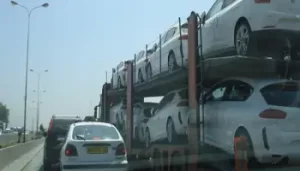 Importation des véhicules en Algérie : ce que précise le décret exécutif