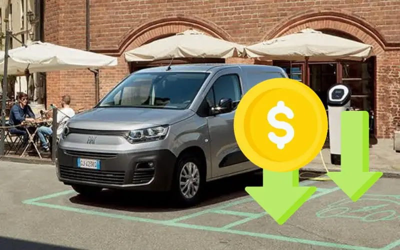 Fiat Doblo : le véhicule utilitaire le moins cher avec 3 sièges avant